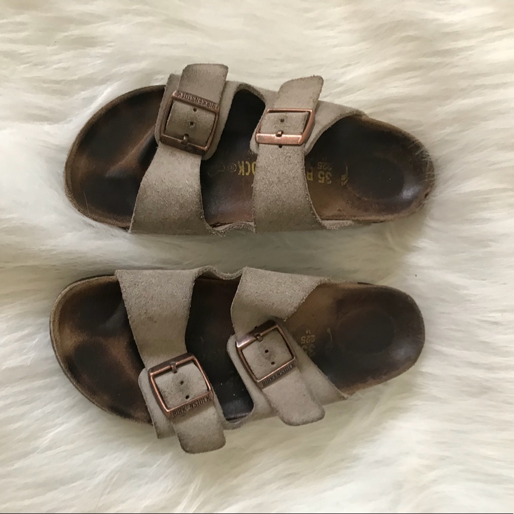 🚫🚫🚫🚫🚫SOLDBirkenstock Tan Size 6🚫🚫🚫🚫SOLD